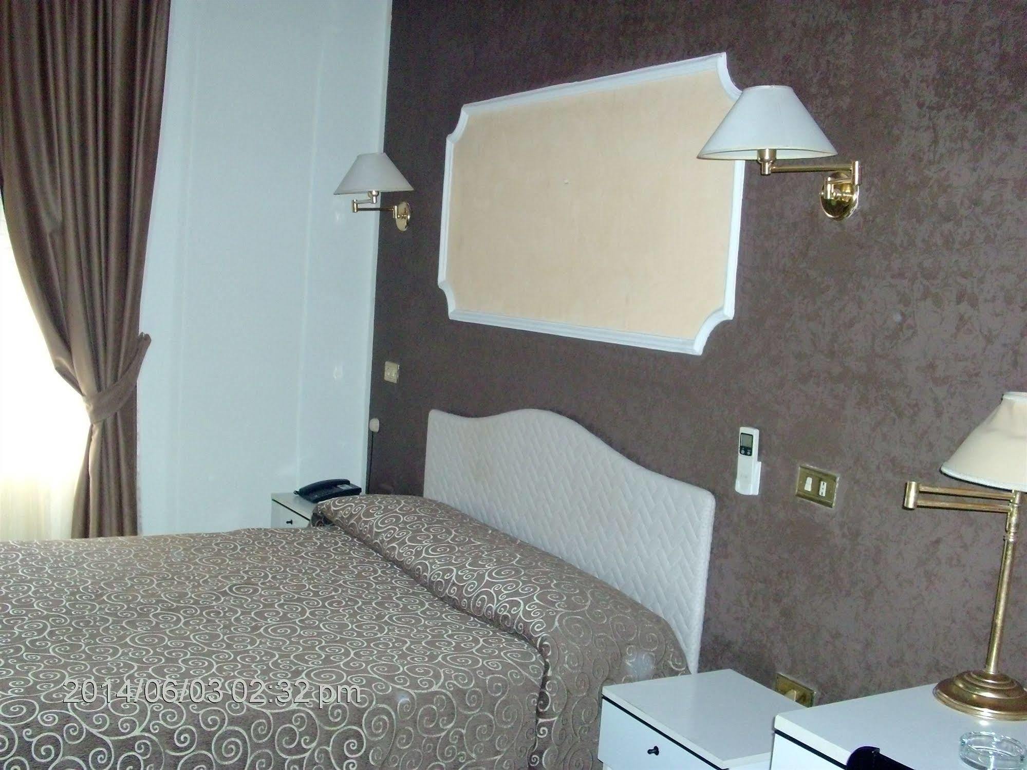 Pisani Hotel 산니콜라라스트라다 외부 사진